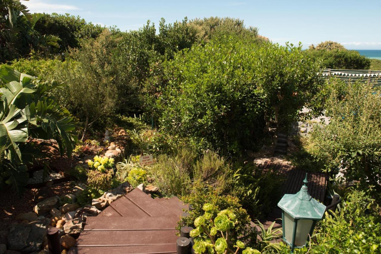 Paradise Self-Catering Units Jeffreysbaai Buitenkant foto