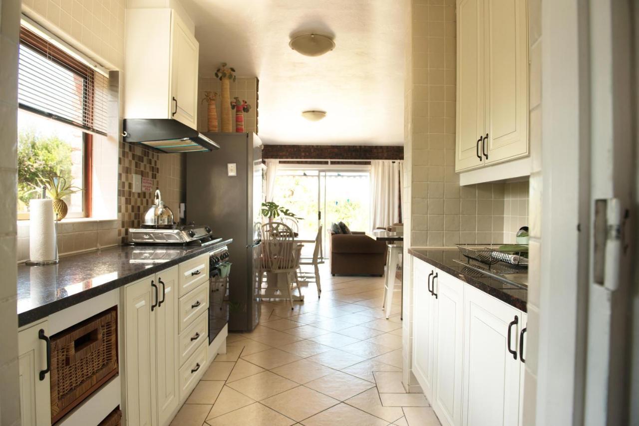 Paradise Self-Catering Units Jeffreysbaai Buitenkant foto