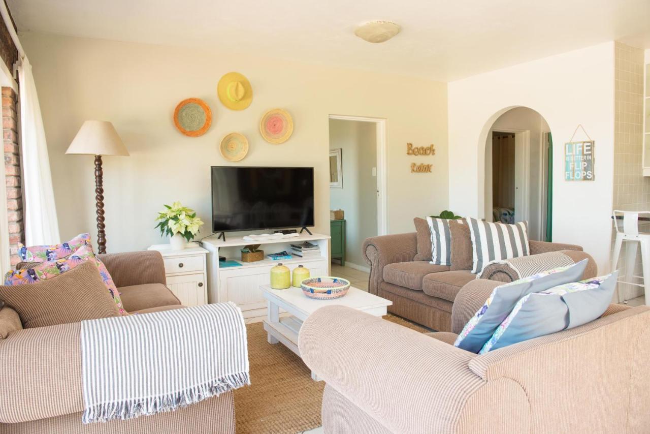 Paradise Self-Catering Units Jeffreysbaai Buitenkant foto
