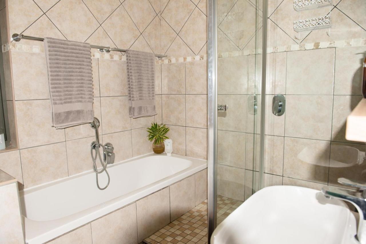Paradise Self-Catering Units Jeffreysbaai Buitenkant foto